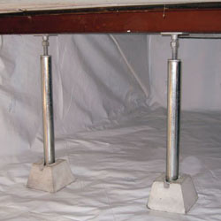 crawl space jack posts installed in an encapsulated crawl space in Lander